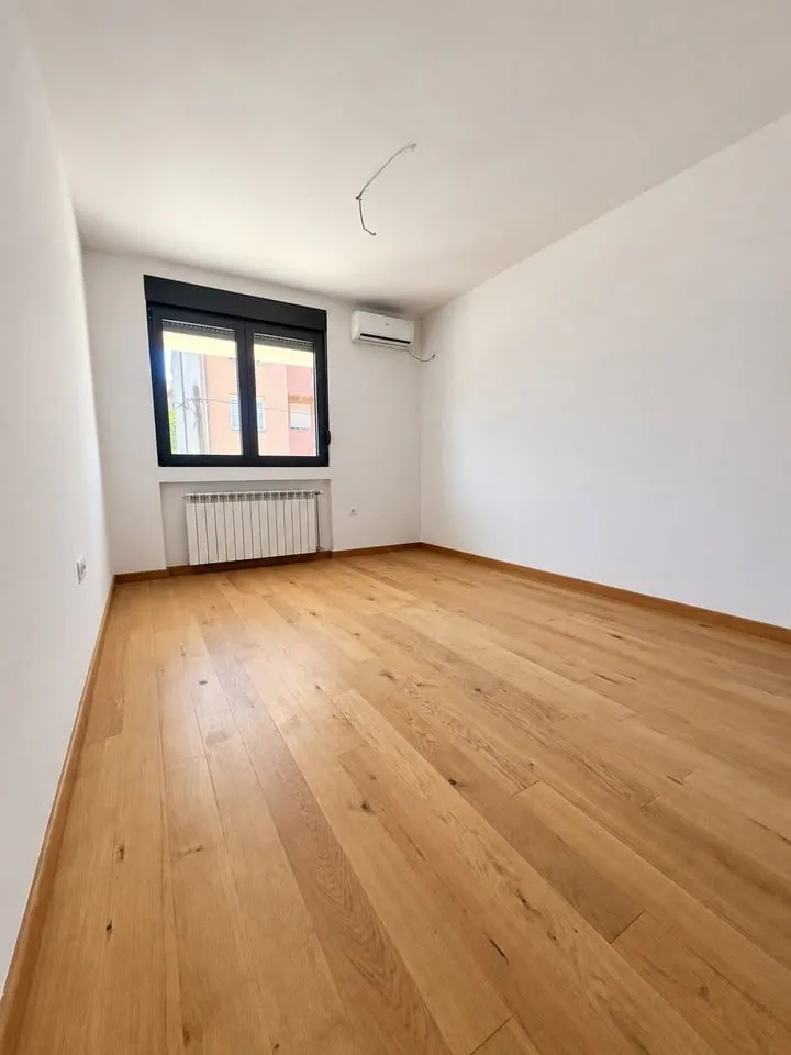 Odličan odmah useljiv dvosoban stan 38m2